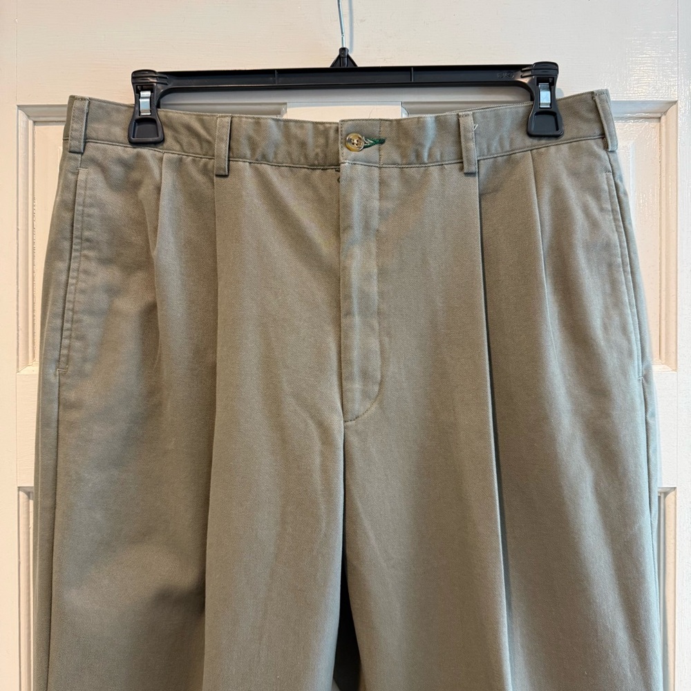 Tommy Hilfiger Dress Pants Offset Buttons Straight Leg Khaki Green Size 34 x‎ 31 - Picture 2 of 8